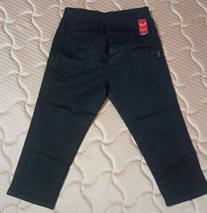 Black Denim Capri
