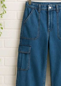 Wide Leg Cargo Jeans