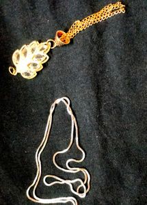 Elegant Gold Tone Necklace