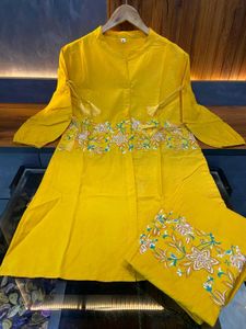 Beautiful Kurta and pant gold colour