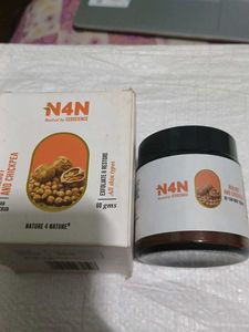 N4N Walnut &amp; Chickpea Body Scrub