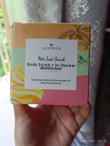 Lavenza Body Scrub Sealed Pack