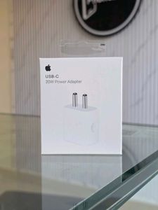 Apple 20W USB-C Power Adapter