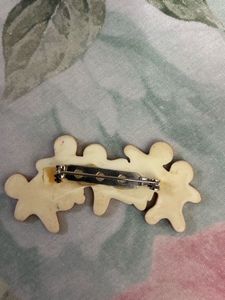 Gingerbread People brooch