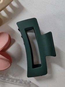 Korean Hair Clip Bundle - 4 Pieces