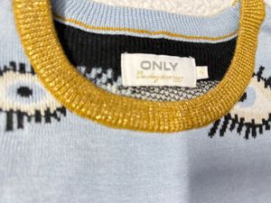 Only Pullover Size M