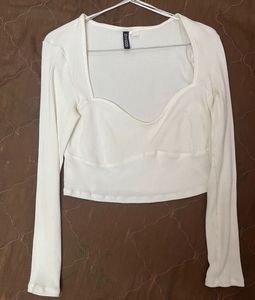 sweetheart neck top