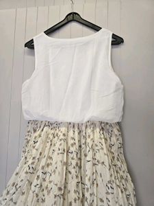 Floral Pleated Midi Dress