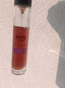 Plum Body Lovin eau de parfum Vanilla Vibes