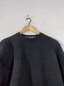 Snitch Black Textured Sweatshirt