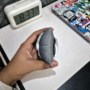 Mens Wristly Silver Watch.