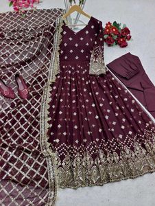 New Standard Beautiful Pakistani Gown Dress import