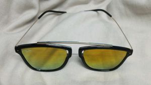 ❗SALE❗Ray Ban Gradient Sunglasses/Shades🕶️