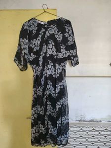 Floral Print Black Dress With Belt