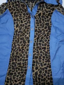 💢SALE💢 Denim And Cheetah Print Top