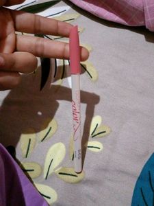 Lip Liner