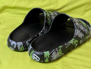 Printed Slider Size 8 🔥