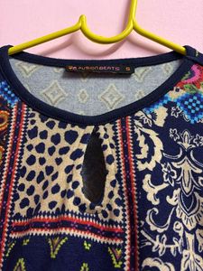 Sweater kurti