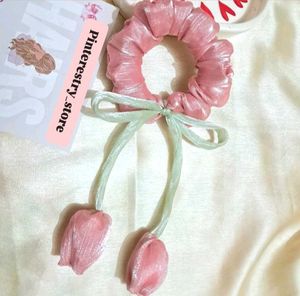 Tulip Bow And Scruchie