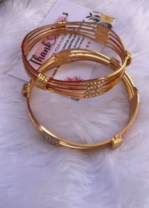 Gold Tone Bangle Set