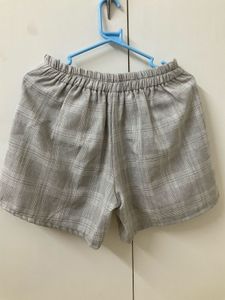 Grey Plaid Skort