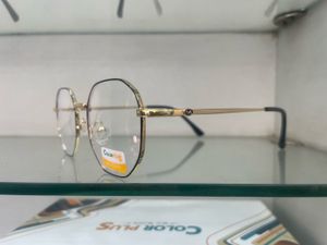 Stylish Black &amp; Gold Geometric Glasses