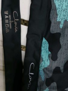 Camouflage Print Padded Sports Bra