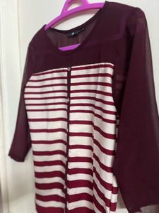 🧡Pretty Maroon Stripped Top