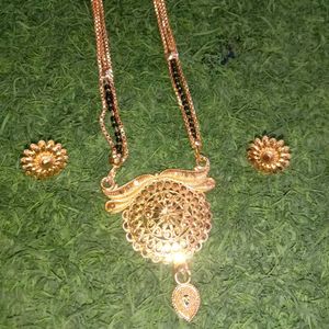 Mangal Sutar And Earings Set For Ladies
