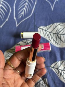 Myglamm Lit Creamy Matte Lipstick