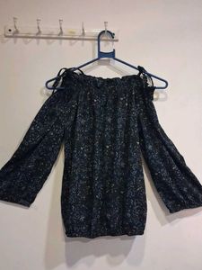 Floral Off-Shoulder/On Shoulder Top