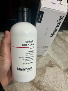 Minimalist Salicylic Acid Cleanser