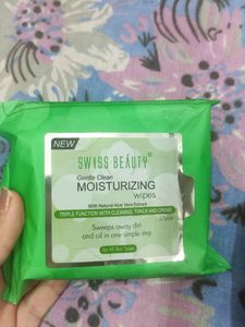 Combo Of Insight Lipstick Makeup Wipe Fixer