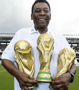 Pele 1970 his 3rd win FifaWorldCup footballJersey