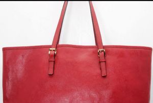 💯 Authentic Michael Kors Red Leather Tote Bag