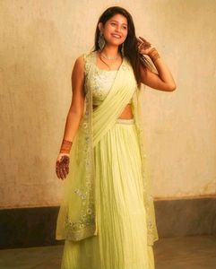 🆕️Faux Georgette Lehenga Saree With Blouse, Shrug