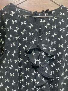 Bow Printed Ruffle Top