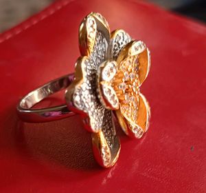 Sparkling Flower silver ring