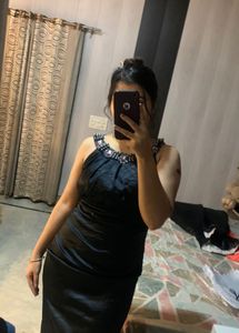 Elegant Black embellished dress 🦋🎀💕