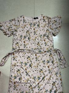 Floral Print Dress with Belt
