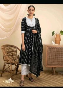 Libas Black Suit Set