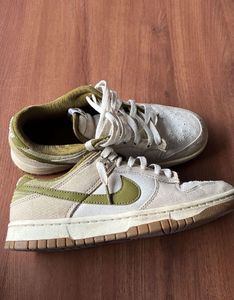 Nike Dunk Low Hemp/Matte Olive