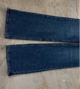 Mombee straight fit Denim Jeans