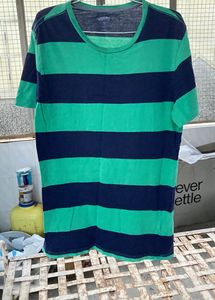 Old Navy T Shirt