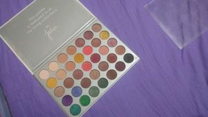 Jaclyn Hill Eyeshadow Palette