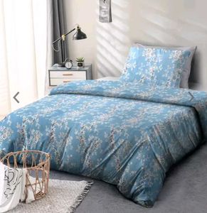 Single Bed Blue Floral Bedding Set.