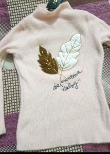 Cute Pink Sweater with Leaf Detail