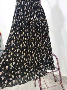 Floral Pleated Midi Skirt