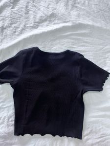 Cute V-Neck Ruffle T-Shirt