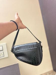 Crocodile Saddle Cross With Sling Bag